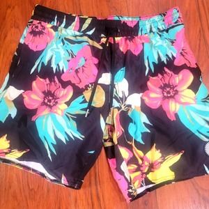 Volcom swim trunks sz med